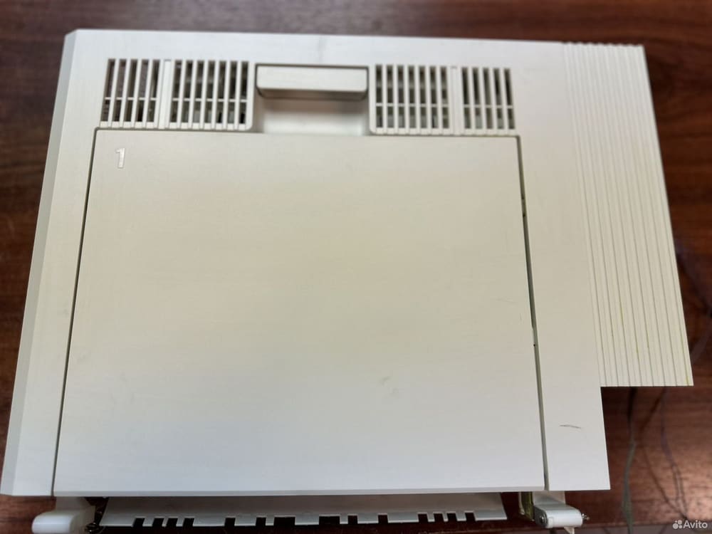 Правая дверца RM2-0019 для HP CLJ M553